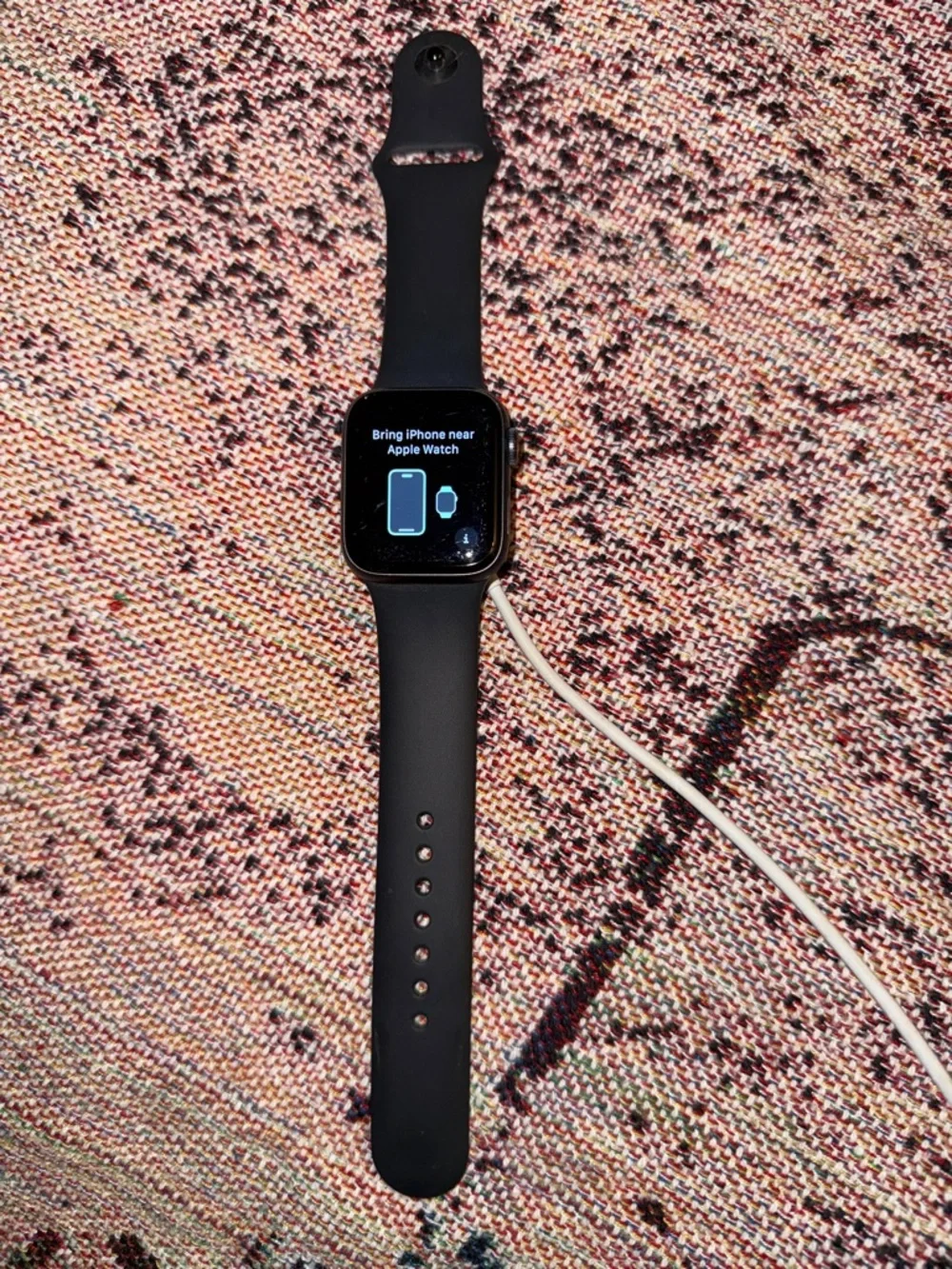 Apple Watch Series 6 40MM GPS + Cellular Smartwatch - Space Gray/Black - Picture 2 of 3